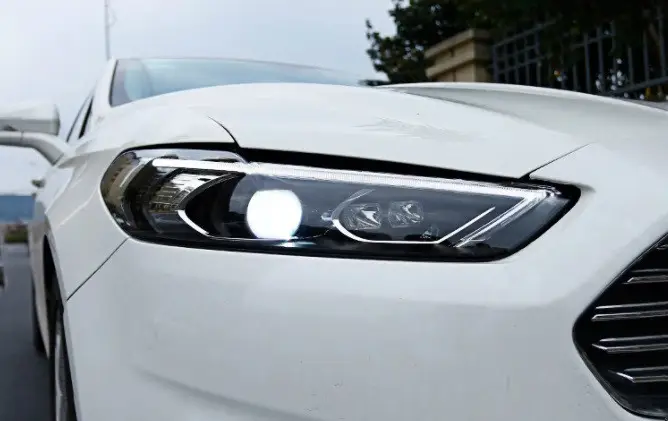 Современные инновации в освещении: Fusion Full LED для вашего автомобиля