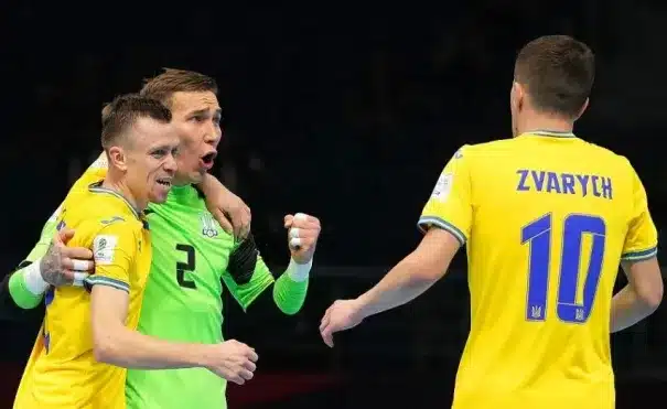 Збірна України вийшла до півфіналу чемпіонату світу з футзалу