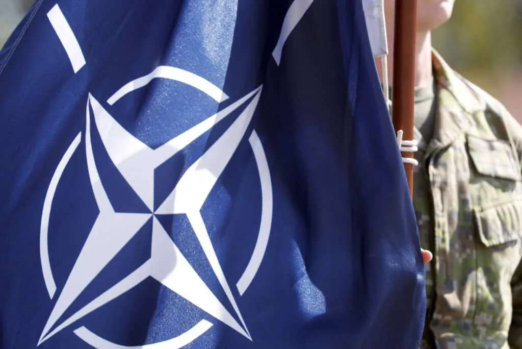 НАТО розпочне авіаційні навчання з відпрацювання застосування ядерної зброї