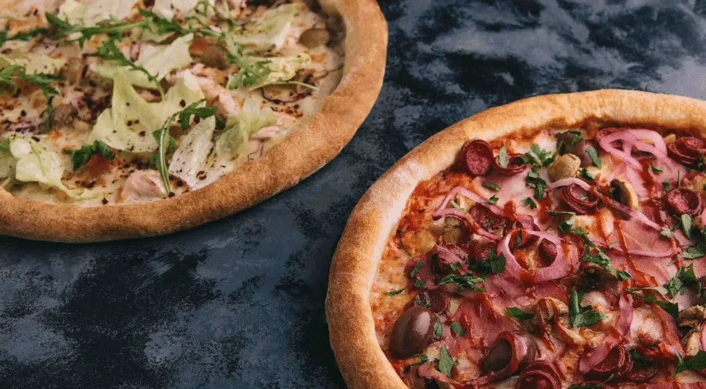 Огляд комбо-наборів від мережі піцерій MonoPizza: якість, вигода та зручність замовлення