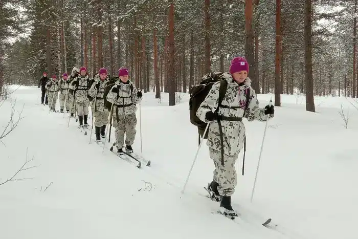 Фінляндія готує жінок до можливої ​​війни з рф