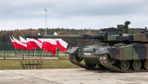Польща розмістила перші південнокорейські танки K2 біля кордону з росією