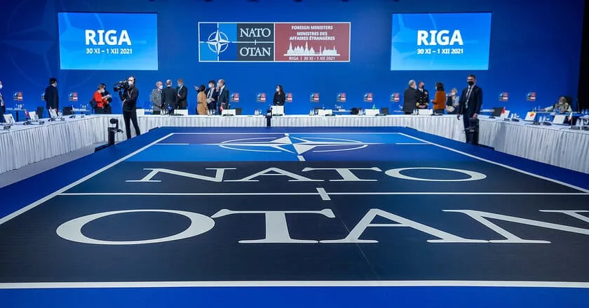 У НАТО бачать ризики нетрадиційного нападу росії на Альянс із втратами