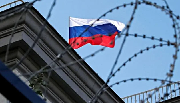 Спецслужби РФ зараз вкладають великі кошти в вербування підлітків з України