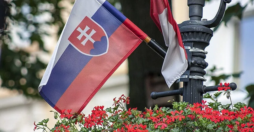 РФ поширює фейки про підготовку у Словаччині референдуму про скасування санкцій
