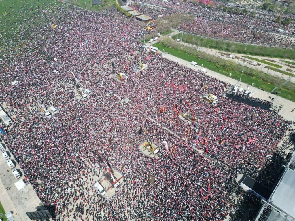 У Стамбулі 2,5 млн людей вийшли на протест проти Ердогана