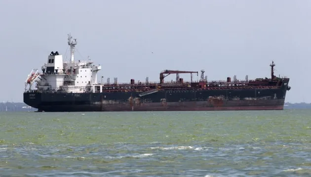 Китай і Індія не приймають танкери з російською нафтою