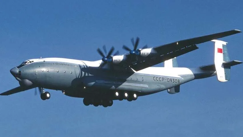 На росії впав літак Ан-22 з екіпажем