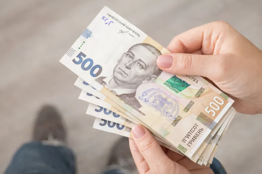 Нові МФО України: чому варто звертати увагу на маловідомі кредити