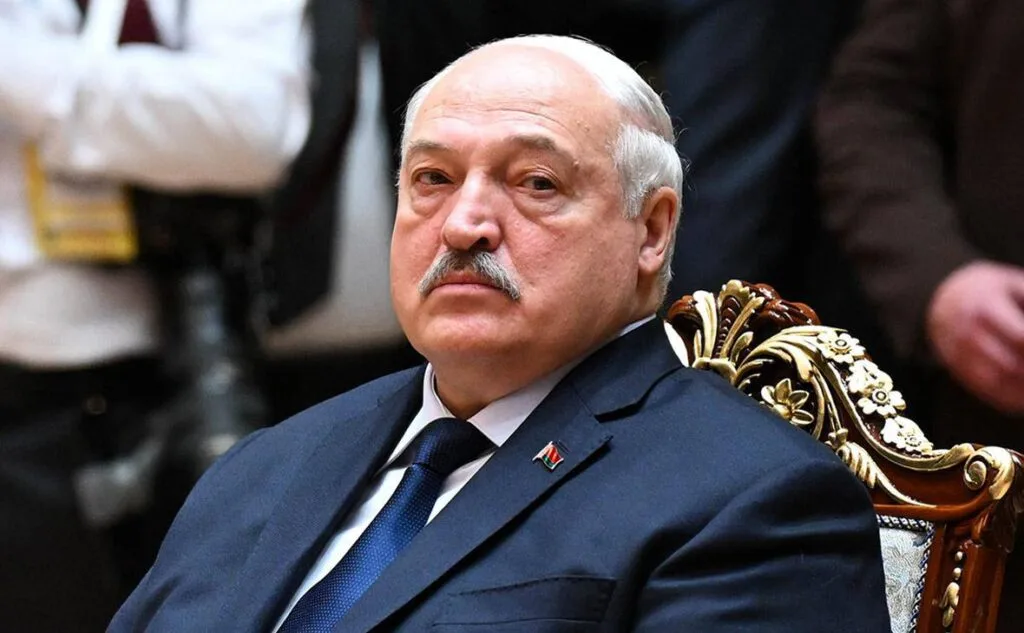 Лукашенко пригрозив країнам НАТО і Україні