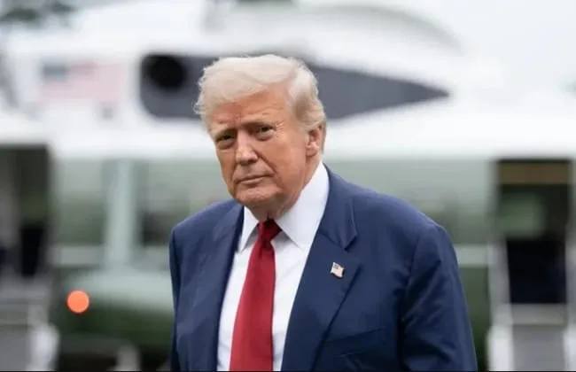 Дональд Трамп встановив Ірану дедлайн для відкриття Ормузької протоки