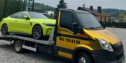 Евакуатор у Львові та області: професійна допомога на дорозі та безпечне перевезення авто
